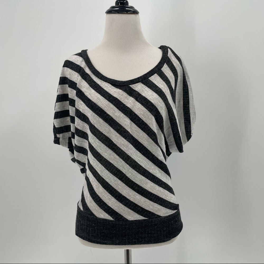 Timing Woman’s Stripped Top